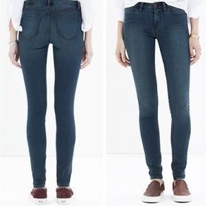 Madewell Medium Dark Wash Skinny Jeans Size 25